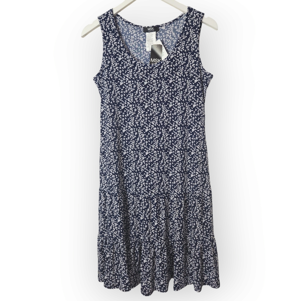MSK Sleeveless Navy and White Floral Shift Dress size MP